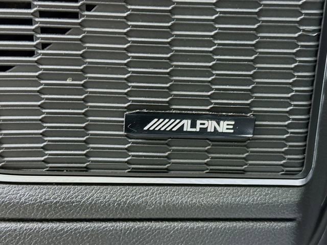 Used 2024 Jeep Grand Cherokee L Overland w/ Advanced Protech Group III image 18