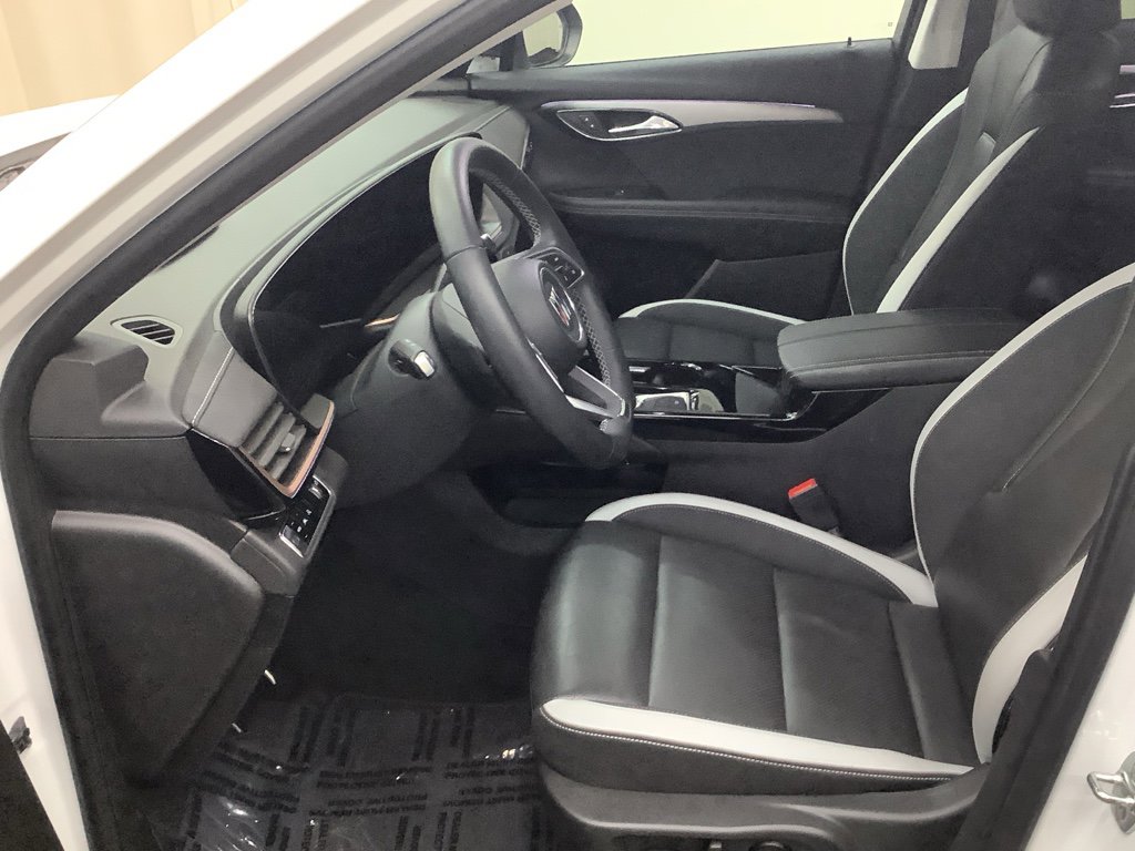 Used 2025 Buick Envision Sport Touring image 16