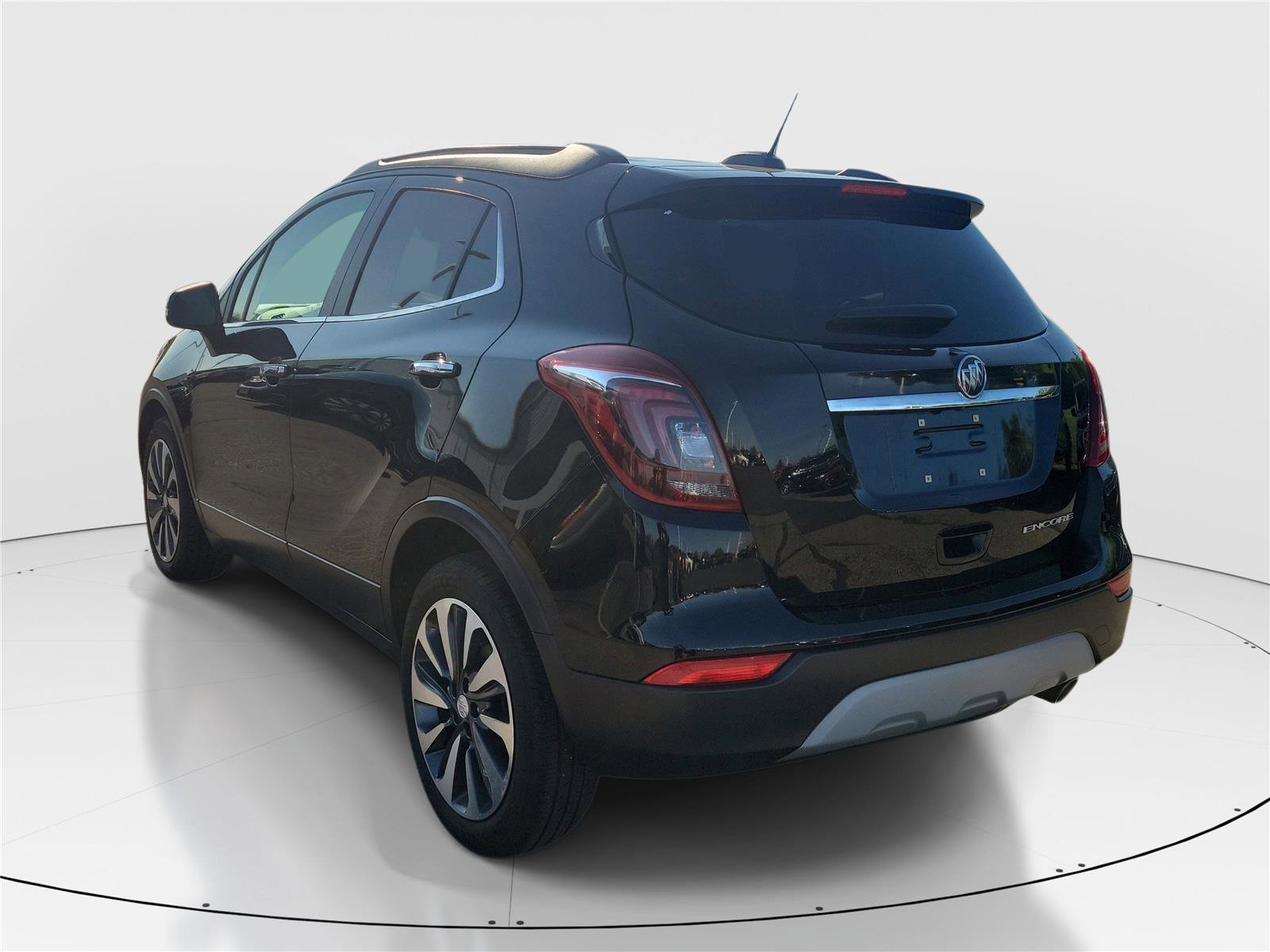 Used 2019 Buick Encore Essence image 3