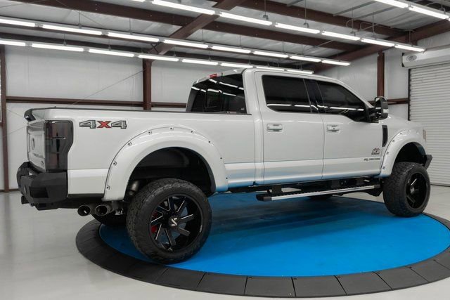 Used 2019 Ford F250 Lariat w/ Lariat Ultimate Package image 17