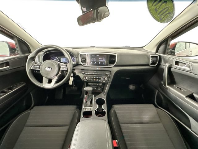Used 2020 Kia Sportage LX w/ LX Popular Package AWD/4WD image 3