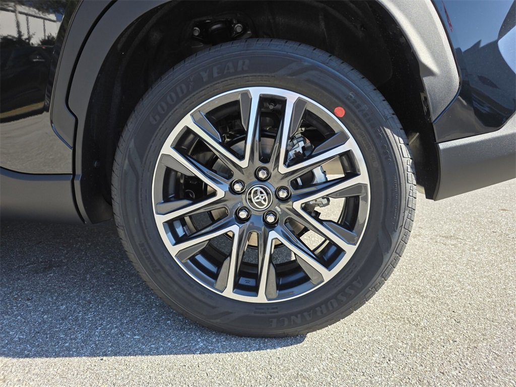 New 2026 Toyota Corolla Cross XLE image 19