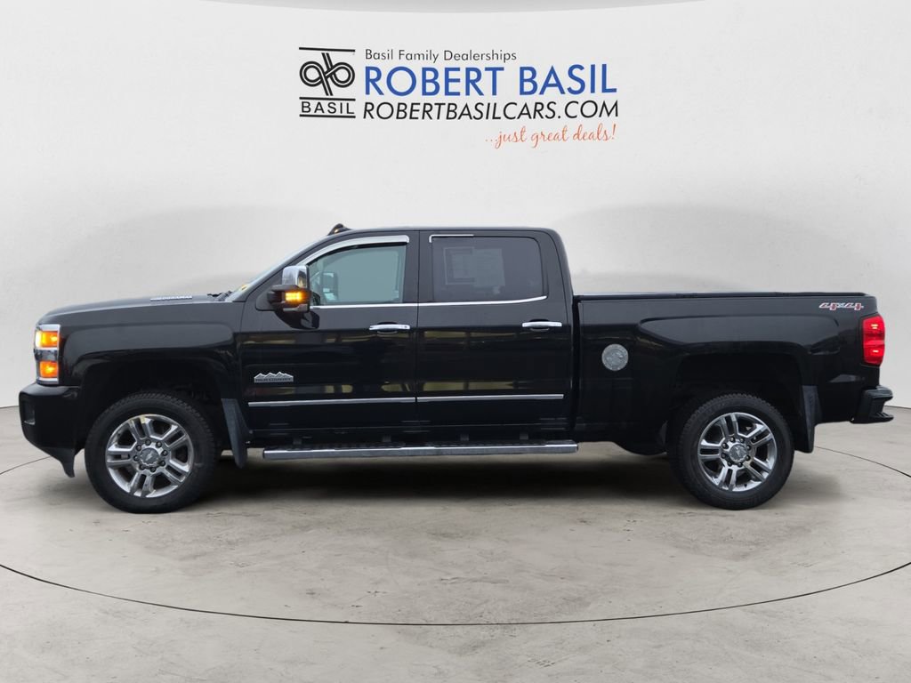 Used 2016 Chevrolet Silverado 2500 High Country w/ Duramax Plus Package image 2