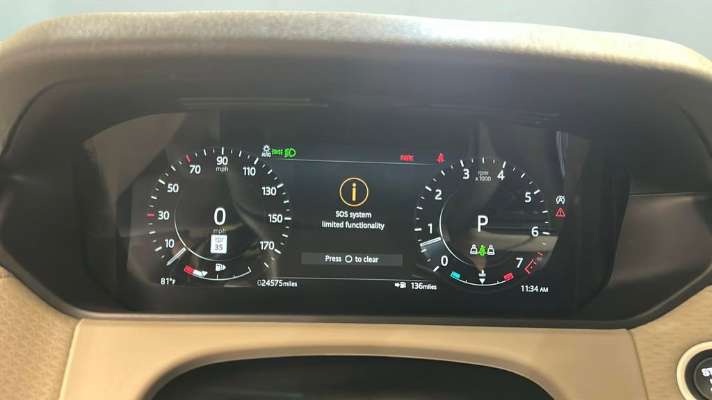 Used 2023 Land Rover Range Rover Velar R-Dynamic S image 12