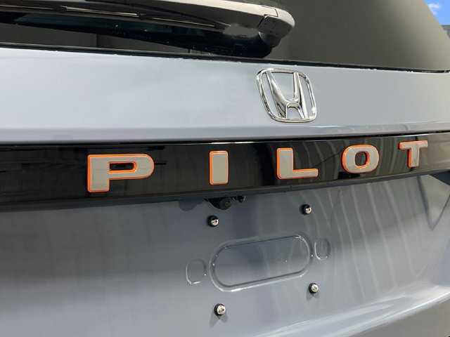 New 2026 Honda Pilot TrailSport image 7