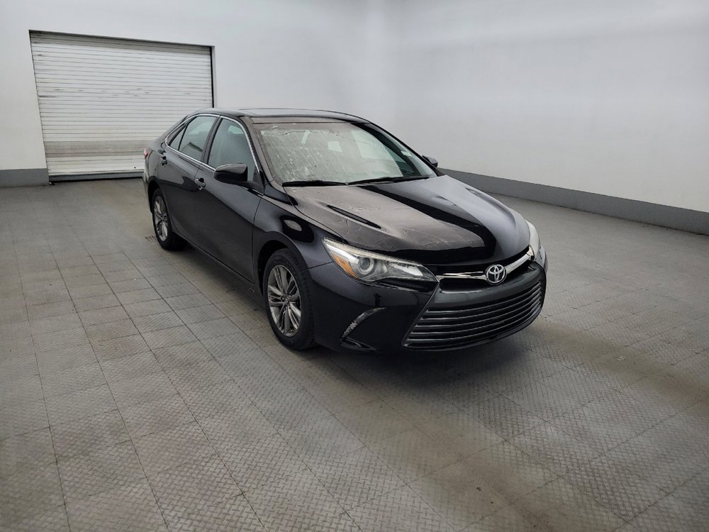 Used 2016 Toyota Camry SE w/ Moonroof Package FWD image 13