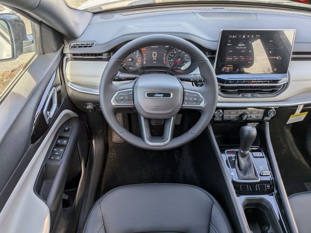 New 2026 Jeep Compass Limited image 14