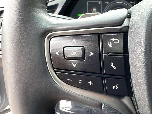 Certified 2025 Lexus ES 300h Ultra Luxury image 32