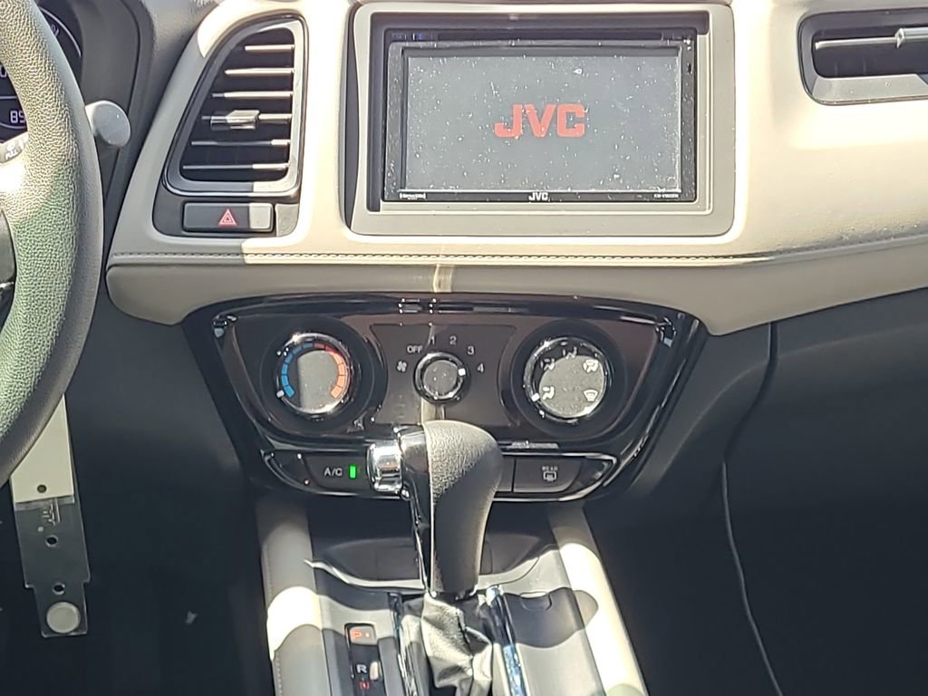 Used 2019 Honda HR-V LX image 23