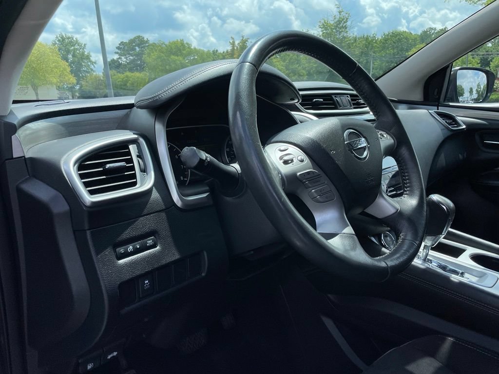 Used 2018 Nissan Murano SV FWD image 27