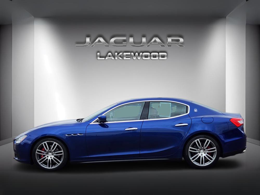 Used 2015 Maserati Ghibli S Q4 AWD/4WD image 2