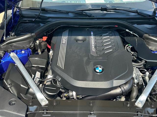 Used 2025 BMW Z4 M40i w/ Edition RWD image 16