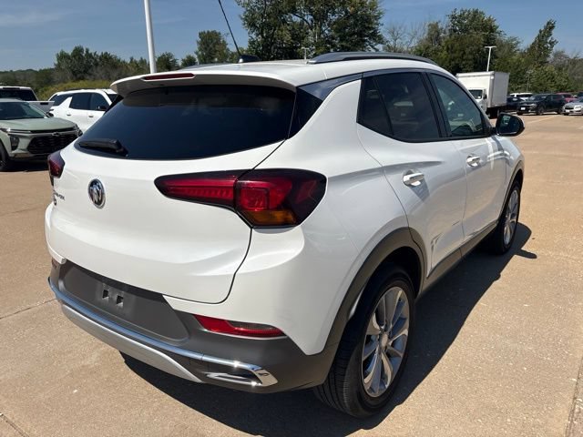 Used 2023 Buick Encore GX Essence w/ Experience Buick Package AWD/4WD image 3
