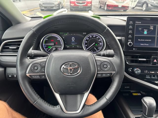 Used 2023 Toyota Camry XLE w/ Cold Weather Package FWD image 15