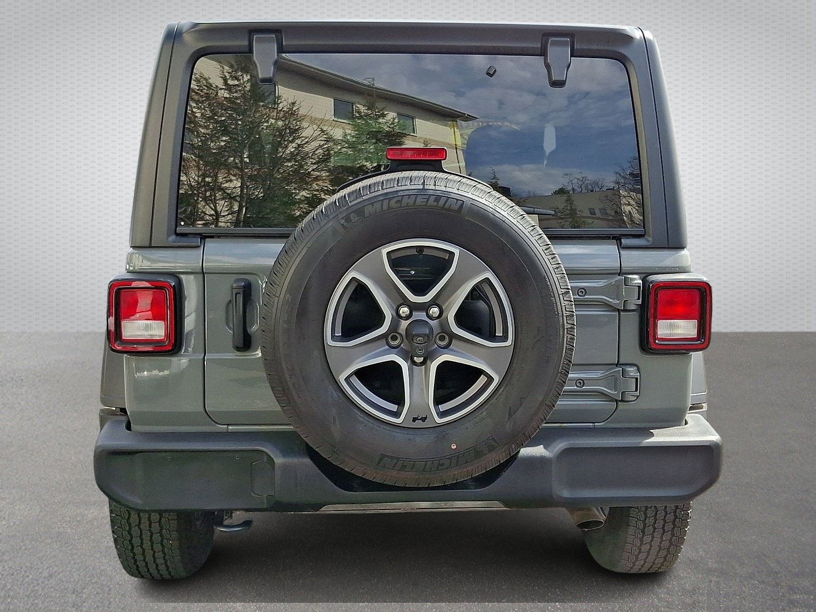 Certified 2022 Jeep Wrangler Sport AWD/4WD image 5