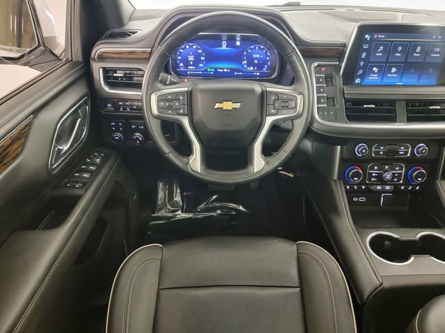 Used 2023 Chevrolet Tahoe Premier AWD/4WD image 30