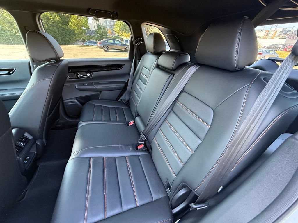 Used 2025 Honda CR-V Sport Touring image 31