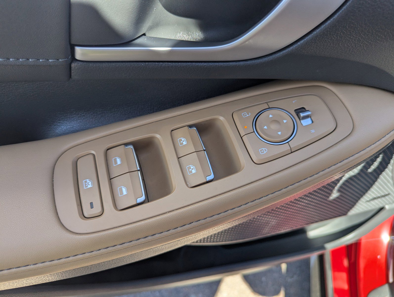 Used 2025 Hyundai Sonata Limited image 29