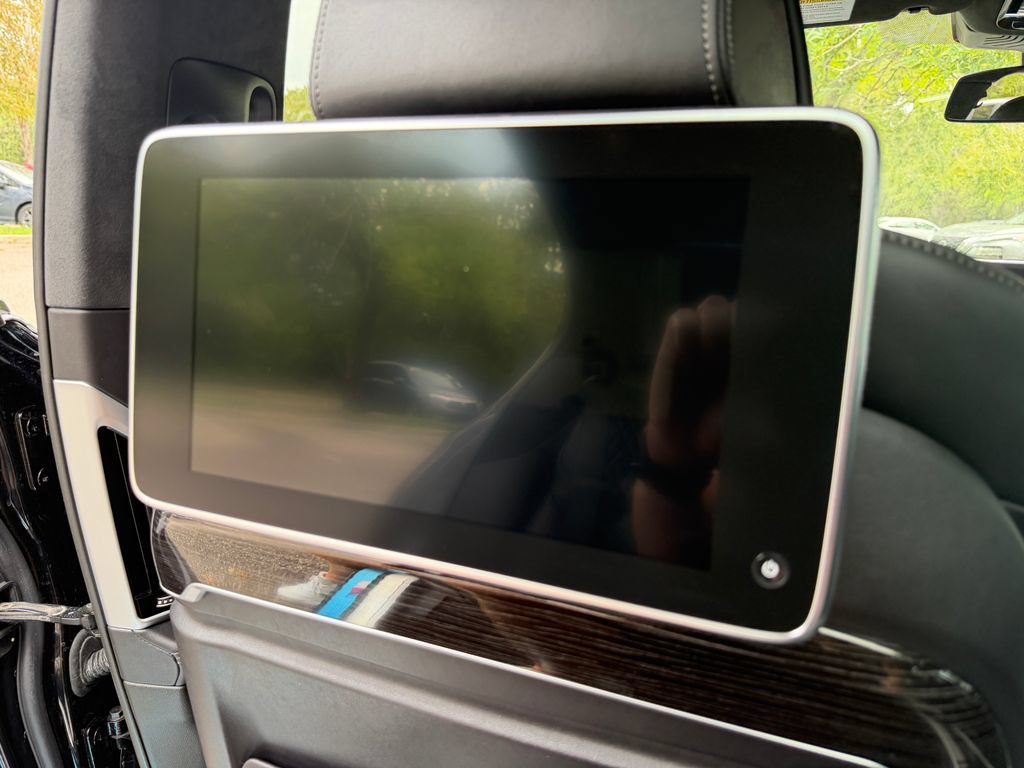 Used 2018 BMW 750i RWD image 14