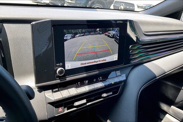 Used 2026 Toyota Camry SE FWD image 22