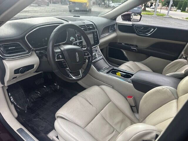 Used 2017 Lincoln Continental Select FWD image 10