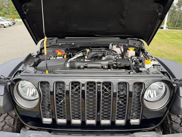 Used 2023 Jeep Gladiator Rubicon w/ Cold Weather Group AWD/4WD image 31
