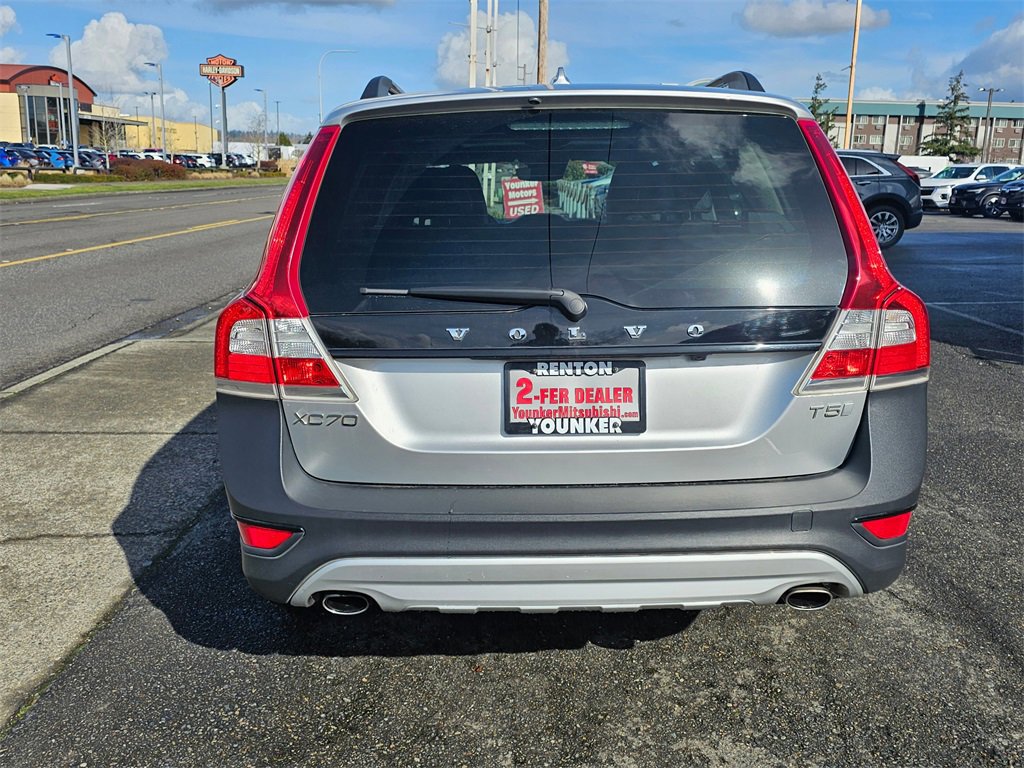 Used 2016 Volvo XC70 T5 Premier w/ Proximity Package image 6