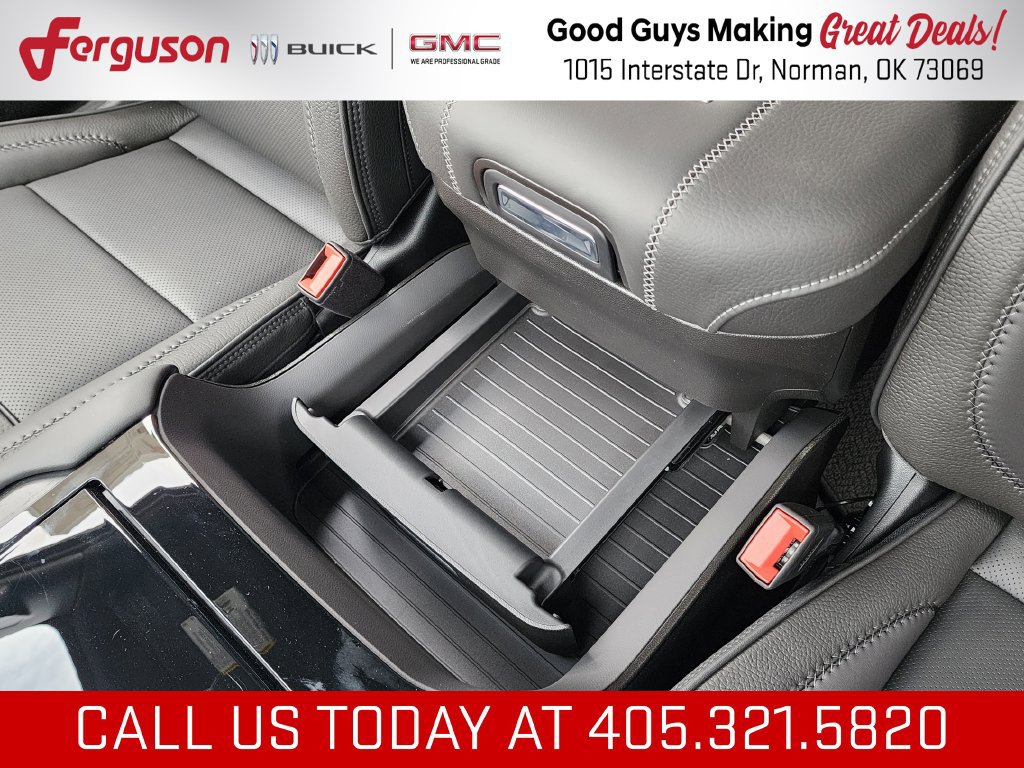 New 2026 GMC Yukon Denali w/ Denali Reserve Package AWD/4WD image 40