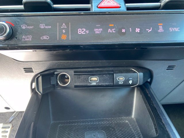 Used 2023 Kia Niro Wave FWD image 14