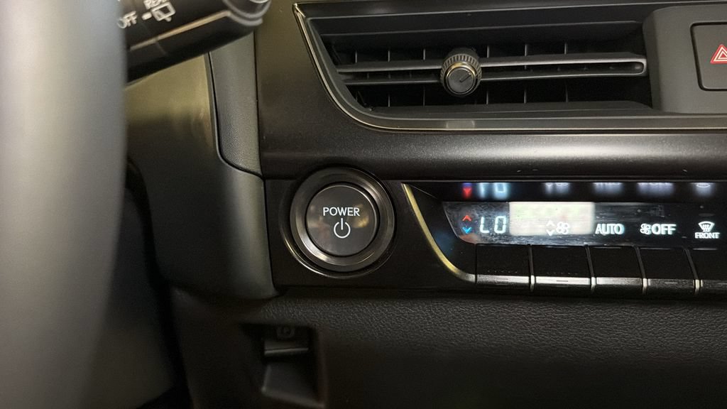 Used 2025 Lexus UX 300h AWD w/ Accessory Package (Z1) image 31