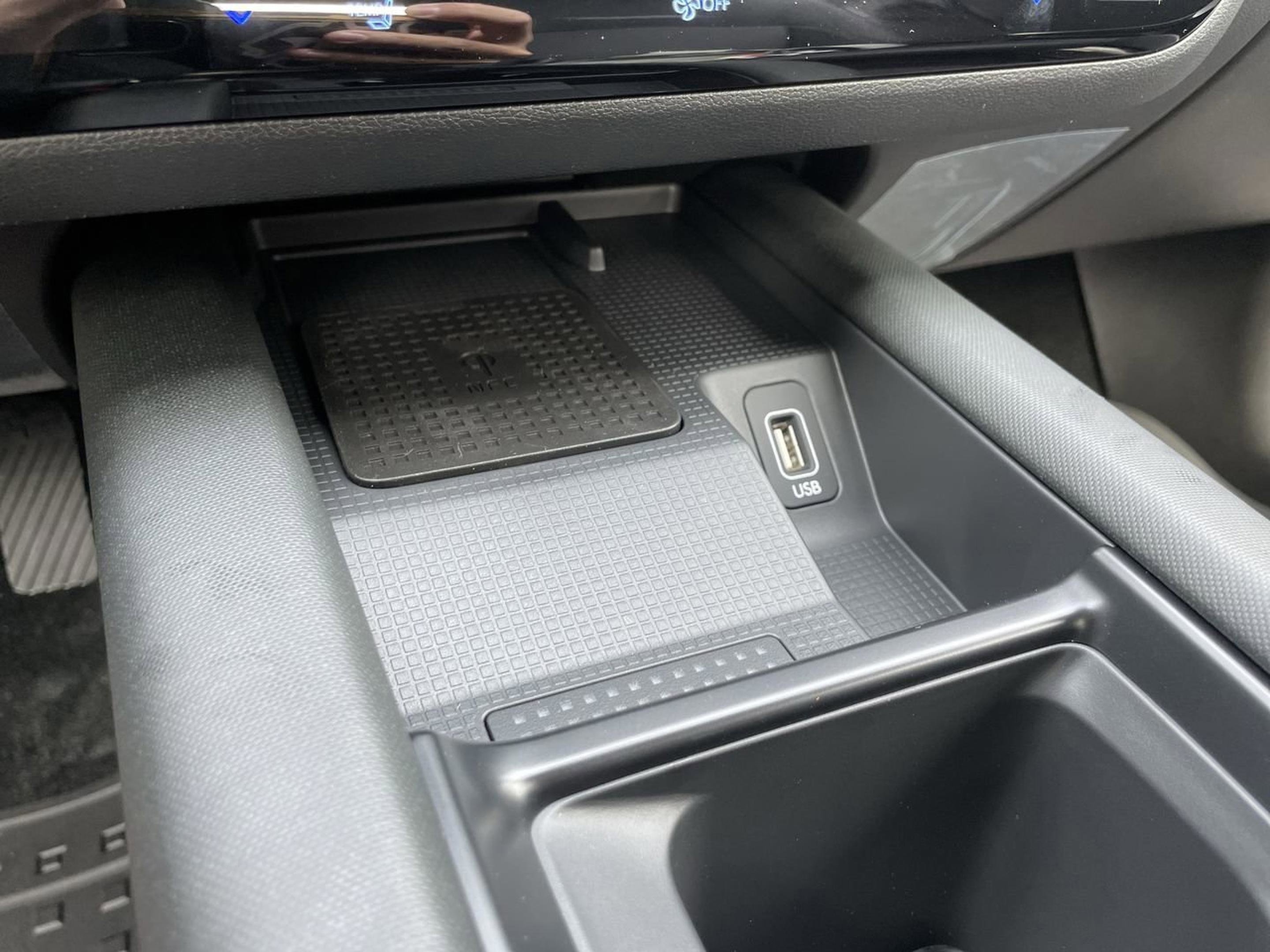 New 2025 Hyundai Ioniq 6 SEL image 30