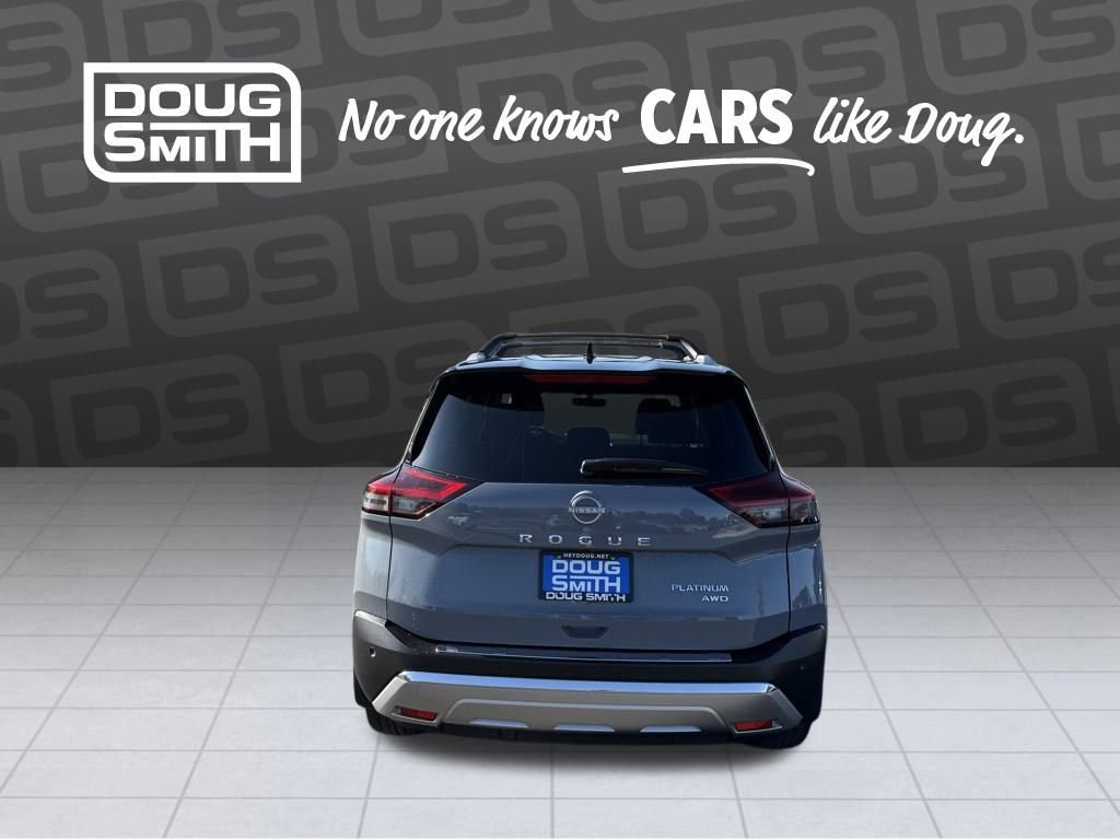 Used 2023 Nissan Rogue Platinum w/ Platinum Premium Package image 3