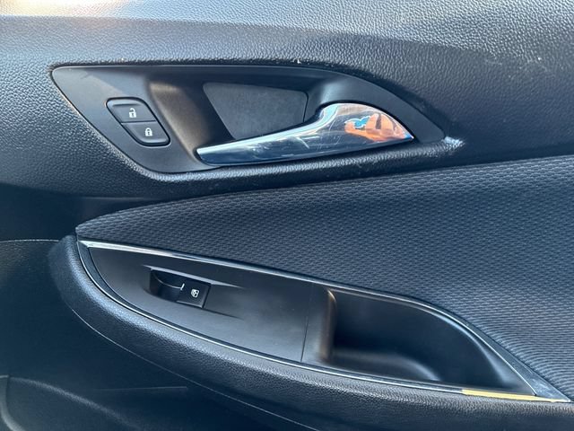 Used 2017 Chevrolet Cruze LT w/ Convenience Package FWD image 16