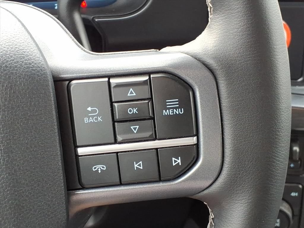 Used 2025 Ford F250 Lariat AWD/4WD image 13