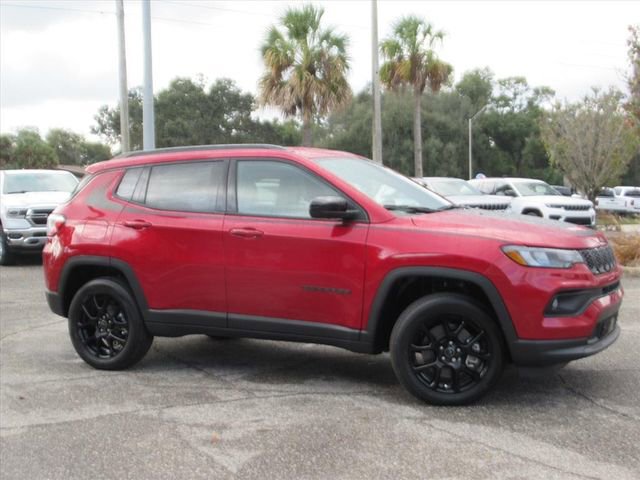 New 2026 Jeep Compass Latitude image 2
