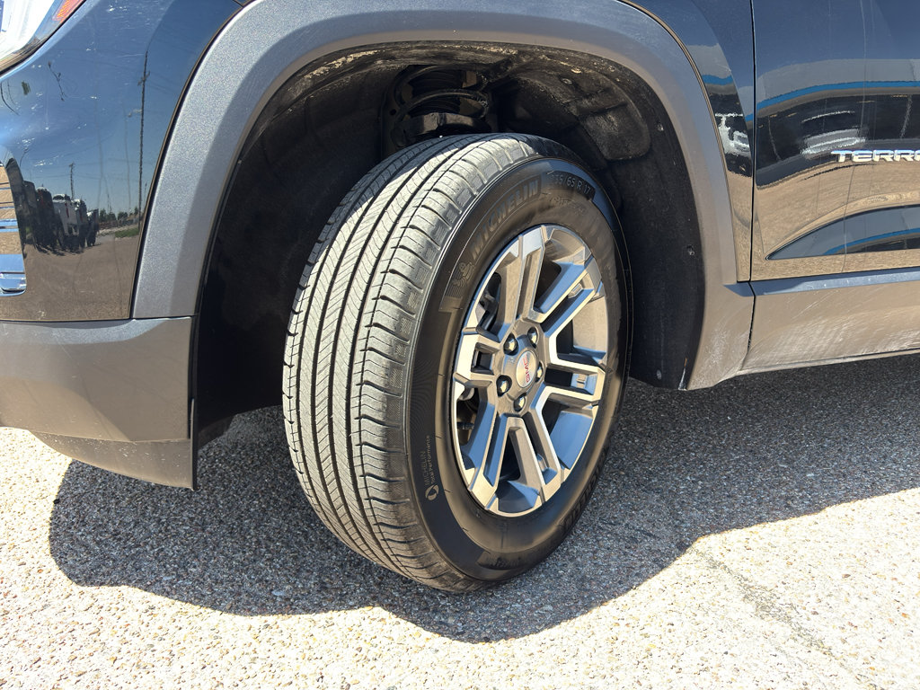 Used 2026 GMC Terrain Elevation FWD image 21
