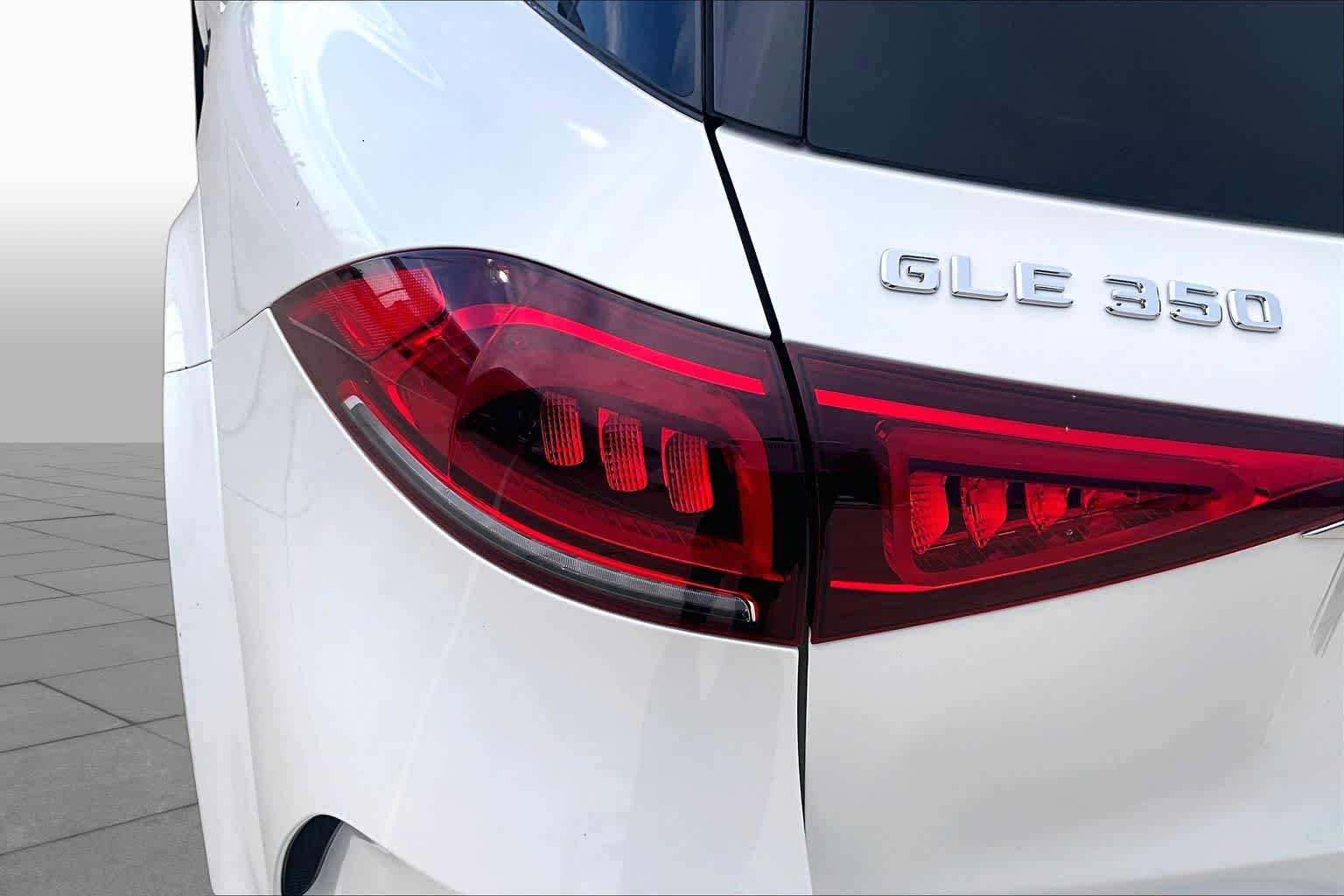 Certified 2022 Mercedes-Benz GLE 350 4MATIC image 25