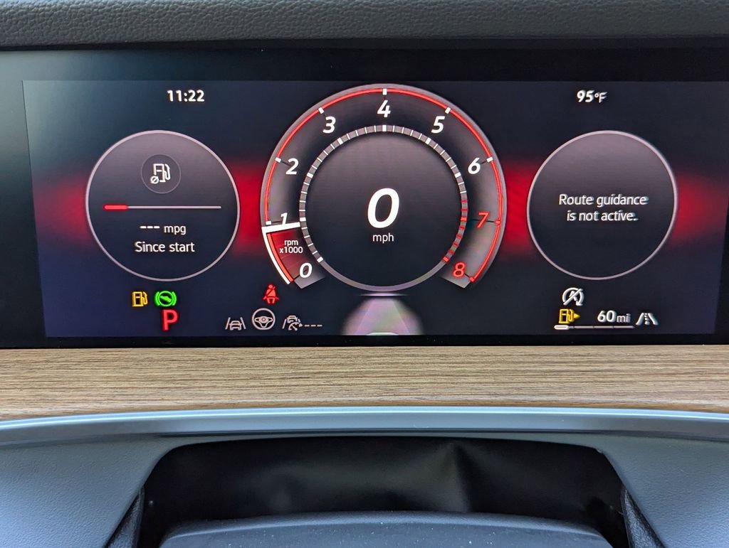 New 2025 Volkswagen Tiguan SE R-Line image 10