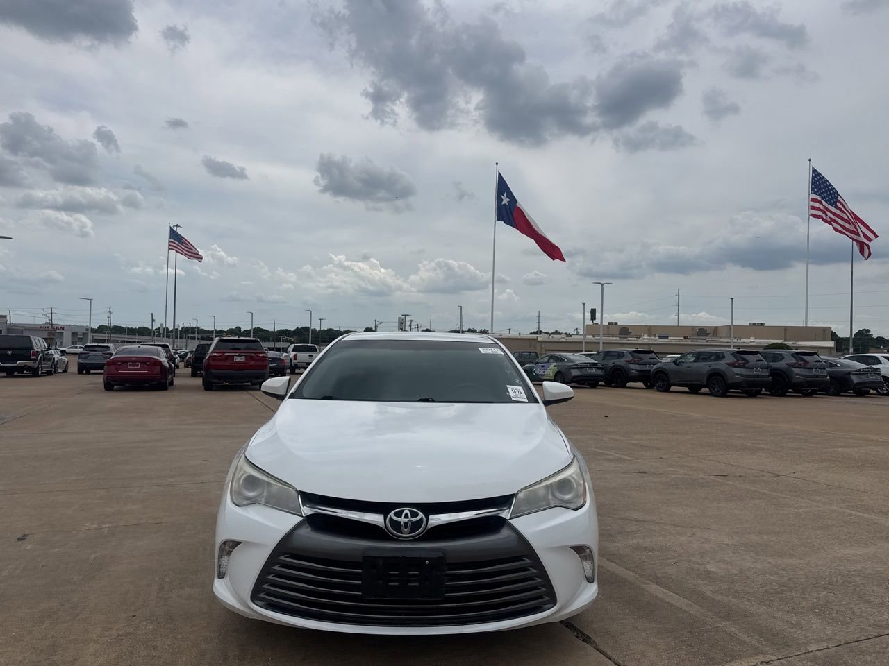 Used 2017 Toyota Camry SE FWD image 6