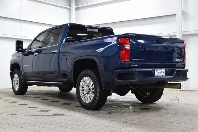 Used 2023 Chevrolet Silverado 2500 High Country w/ Z71 Off-Road Package image 6