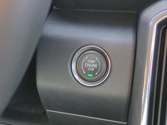 New 2027 GMC Acadia Elevation w/ Black Edition AWD/4WD image 17