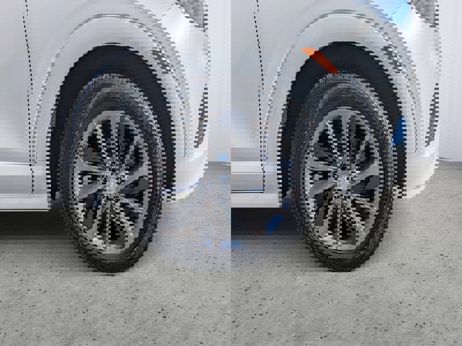 Used 2020 Buick Encore GX Select w/ Sport Touring Package image 7