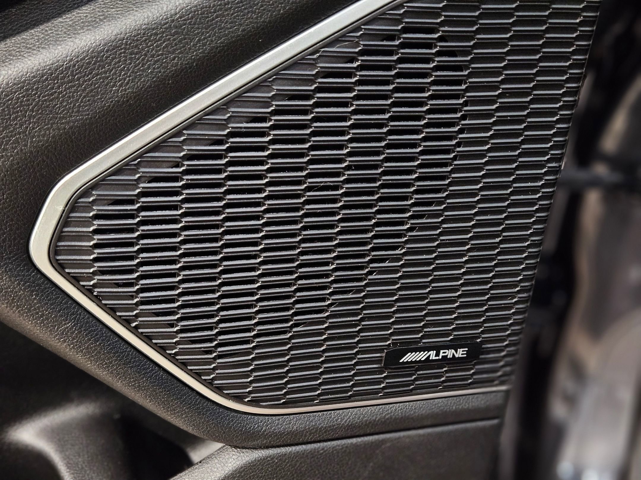 Used 2022 Jeep Grand Cherokee L Limited image 22