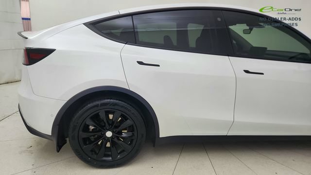 Used 2022 Tesla Model Y Long Range AWD/4WD image 7