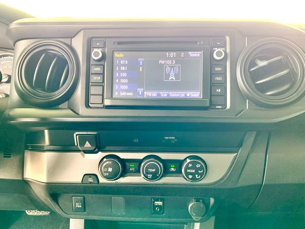 Used 2019 Toyota Tacoma SR w/ SR Convenience Package image 16