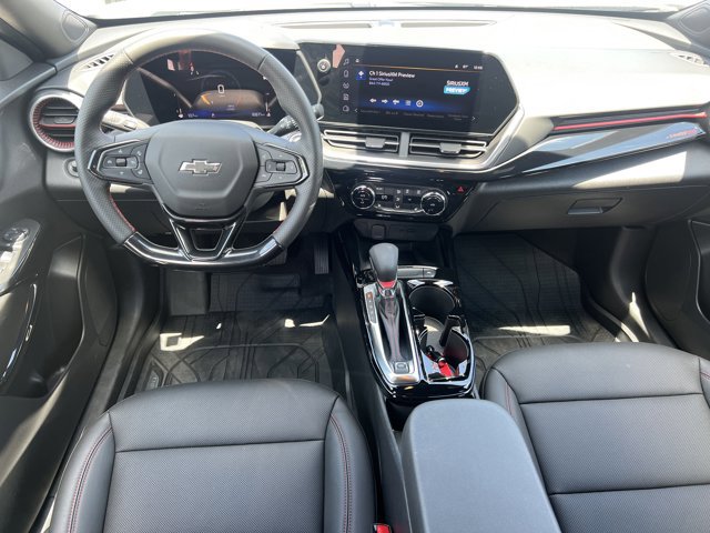 Used 2024 Chevrolet Trax RS w/ Sunroof Package image 23