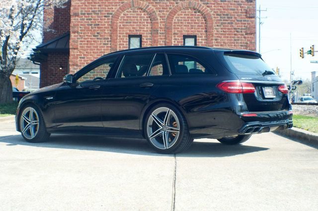 Used 2023 Mercedes-Benz E 63 AMG S image 7
