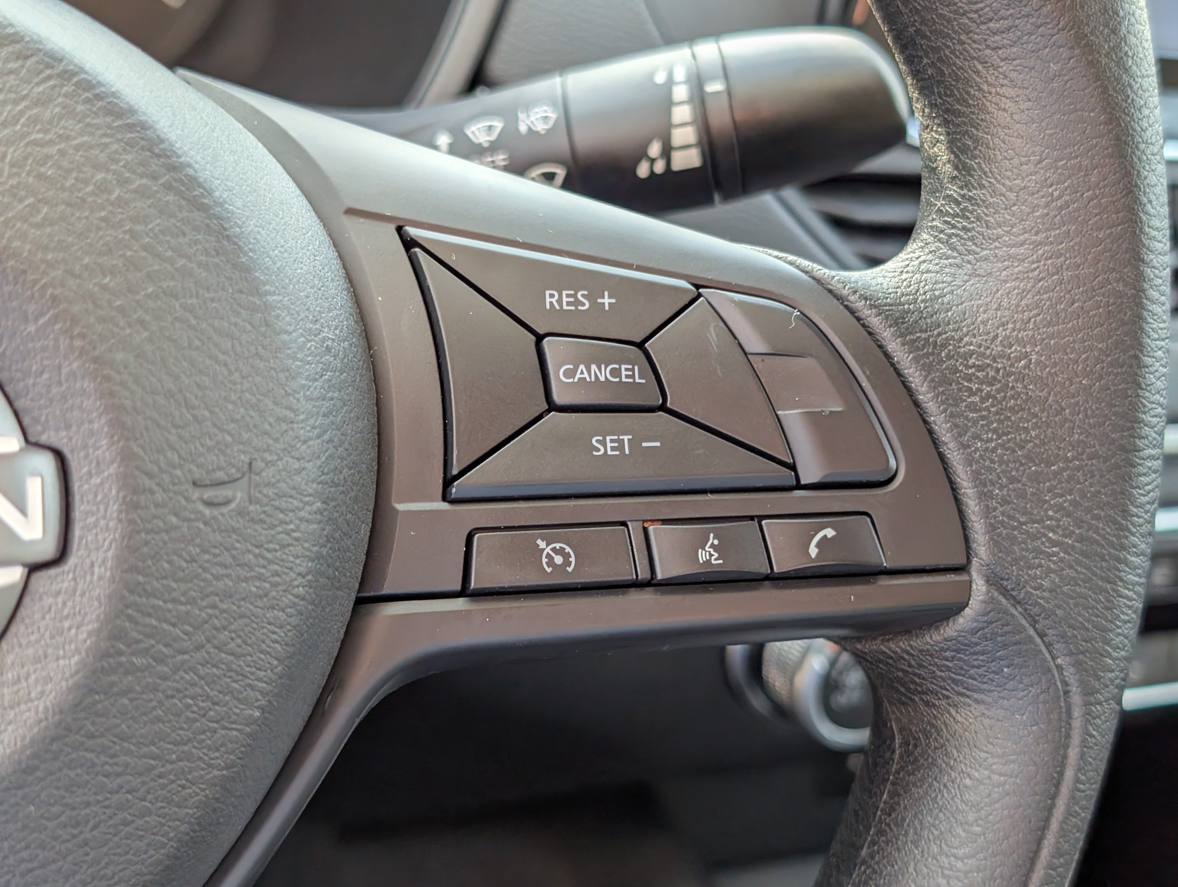 Used 2024 Nissan Altima 2.5 S FWD image 21