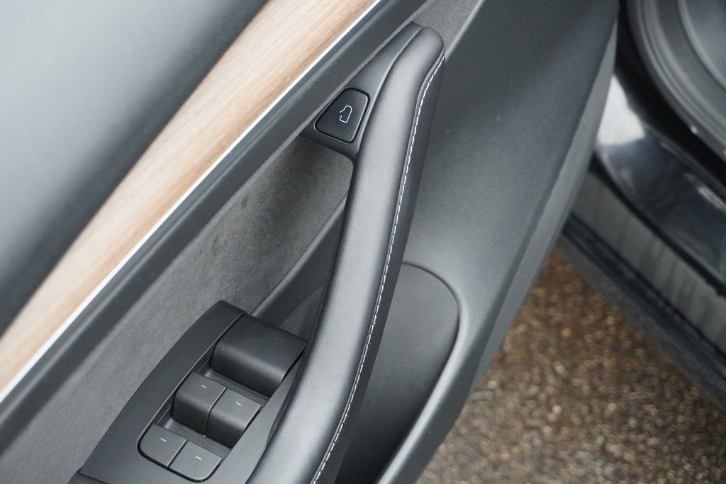Used 2023 Tesla Model 3 Long Range image 19