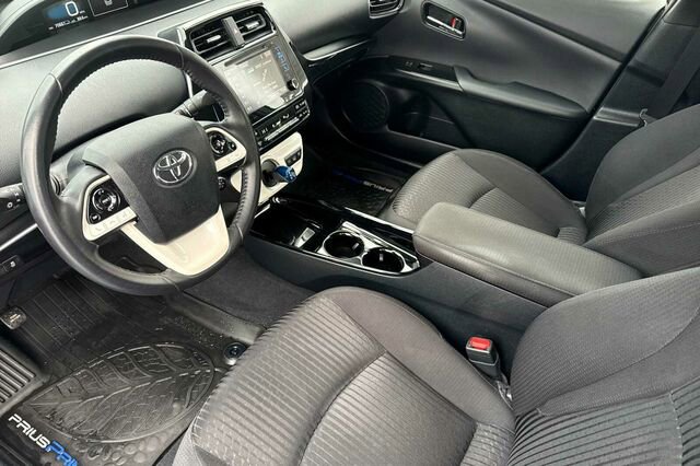 Used 2019 Toyota Prius Prime Plus FWD image 10